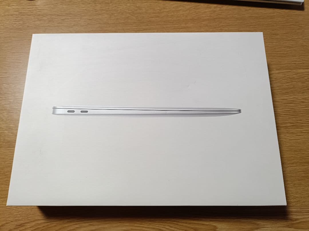 MacBook Air 13インチ シルバー　2020