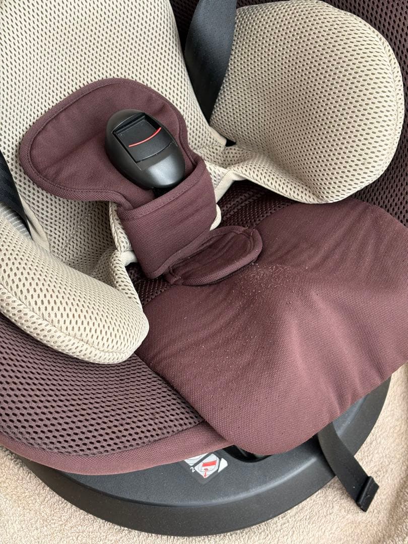 【美品】AILEBEBEエールべべ クルット4i チャイルドシート ISOFIX