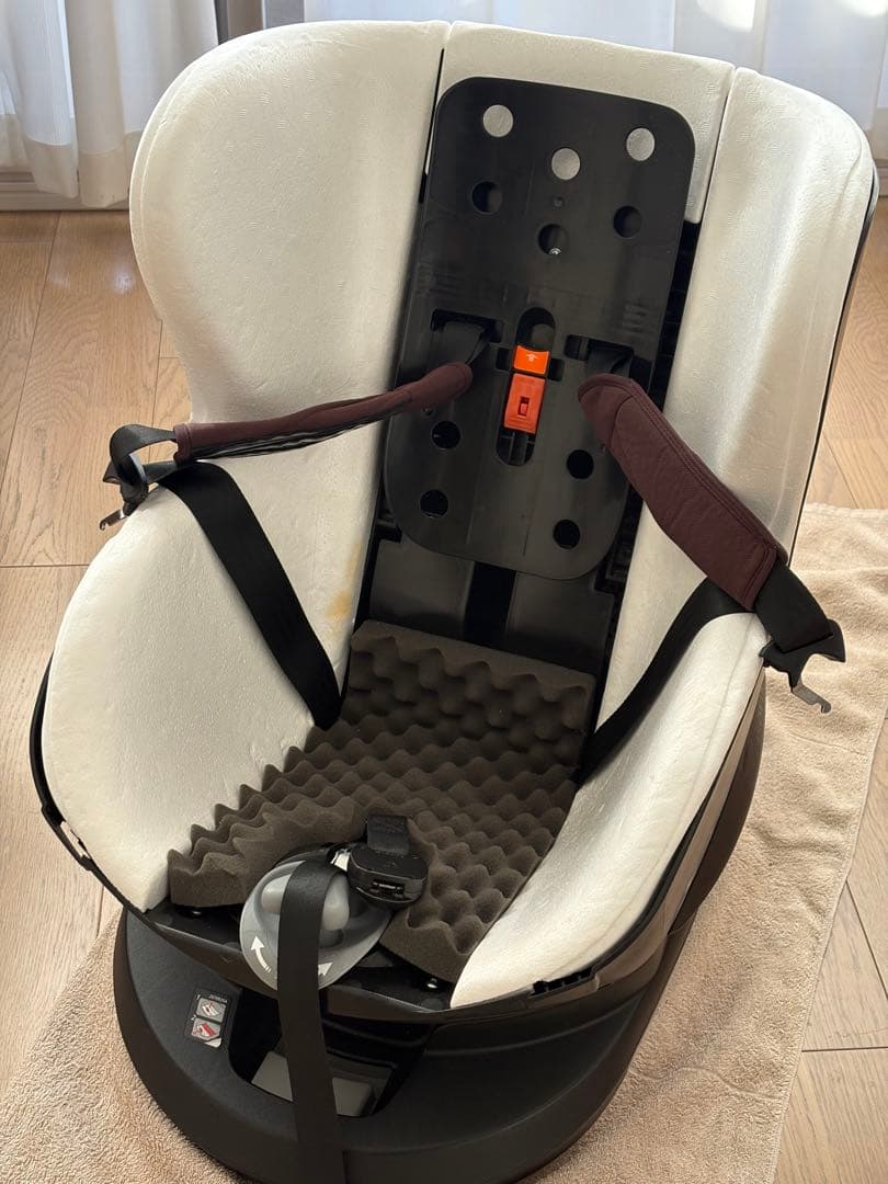 【美品】AILEBEBEエールべべ クルット4i チャイルドシート ISOFIX