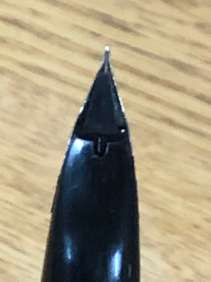 Pilot 万年筆　CUSTOM 蝕刻ストライプ