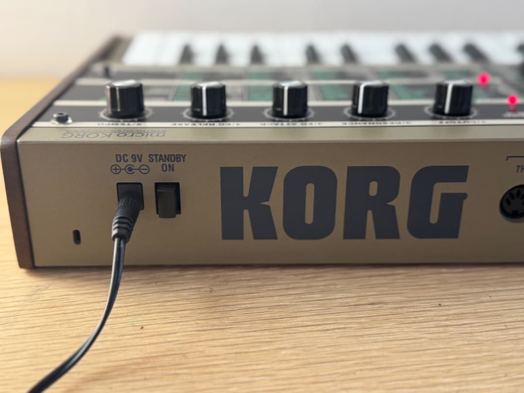 KORG microKORG シンセサイザー