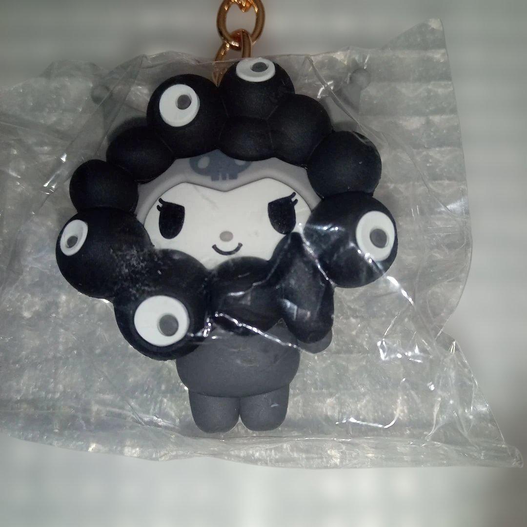 O*可様 万博会場限定サンリオミャクミャク　キティーキーホルダー　黒　ノーマル