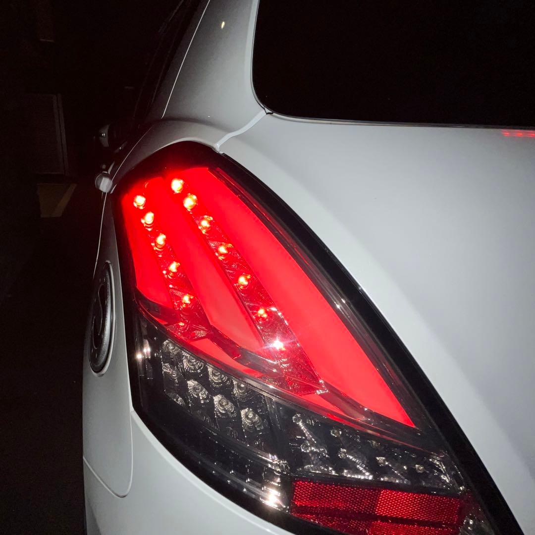 g*7様 zc32s スイスポLEDテールランプ スモーク 2個セット　(中古)