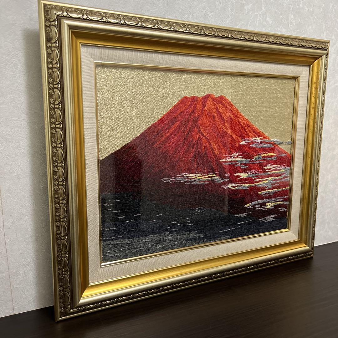 縁起物！ 赤富士 刺繍絵 額縁 F6号 ゴールド アンティー ク 送料無料