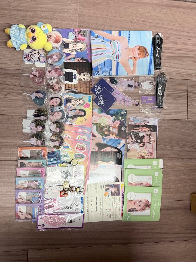 NiziU グッズ　まとめ売り　約50点　バラ売り⭕️