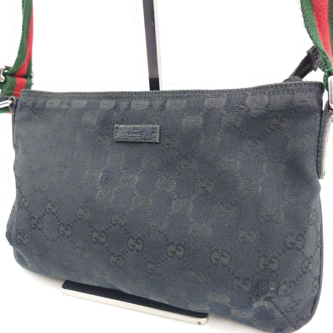 GUCCI ショルダーバッグ 斜め掛け GGキャンバス シェリーライン グッチ