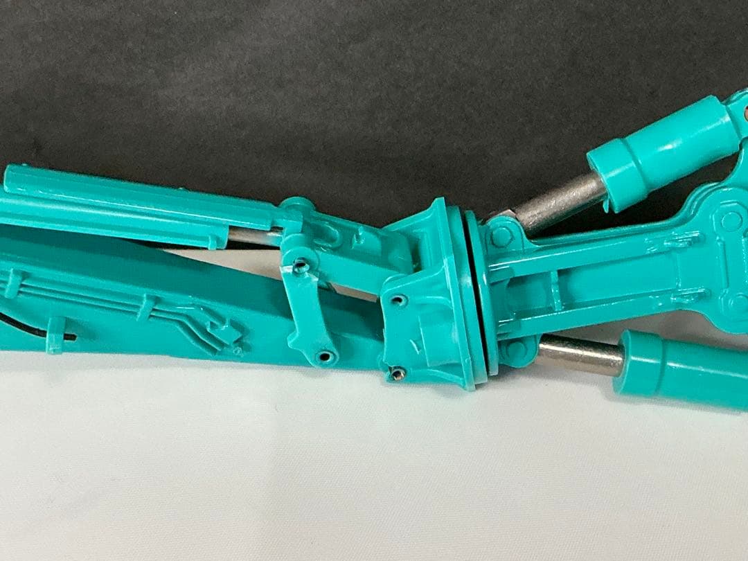 な*い様 KOBELCO SK1300D LC 1/50スケールモデル　コンラー