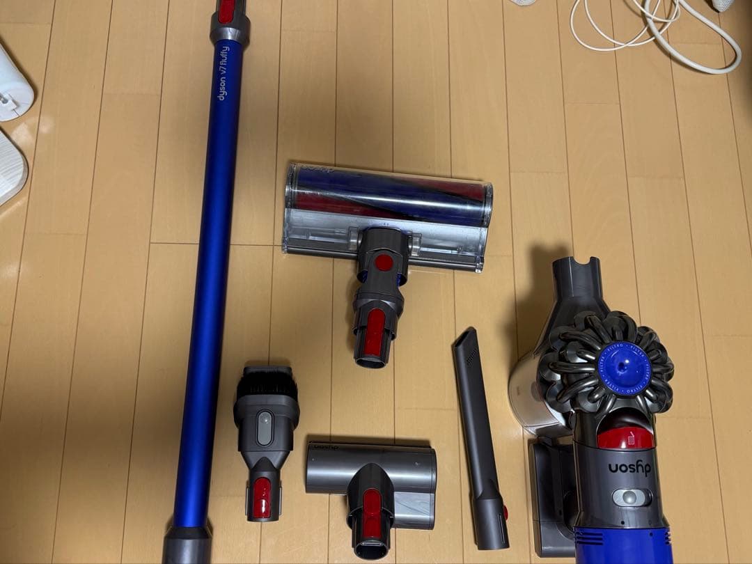 【バッテリージャンク】ダイソン V7 fluffy