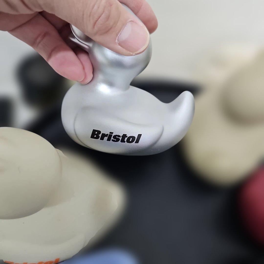 最終値引価格　限定シリーズBristol アヒル型７体フィギュアセット
