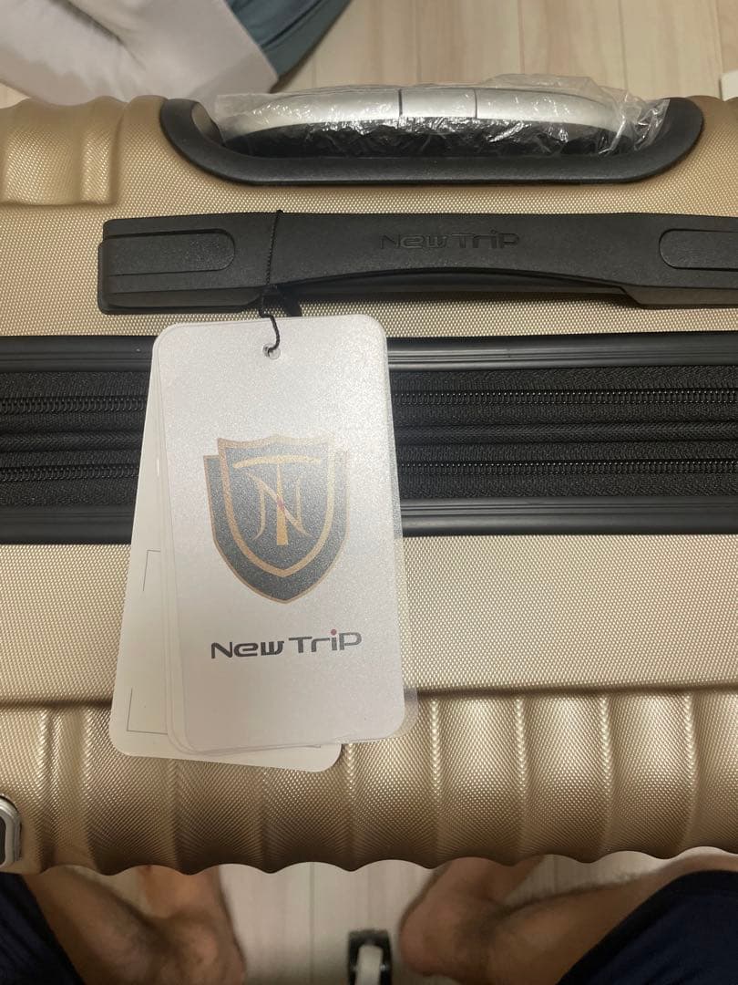 NewTrip ゴールド 大型キャリーケース