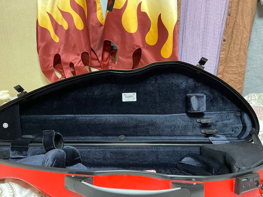 おまけ付きbam 赤 バイオリンケース半月型4/4