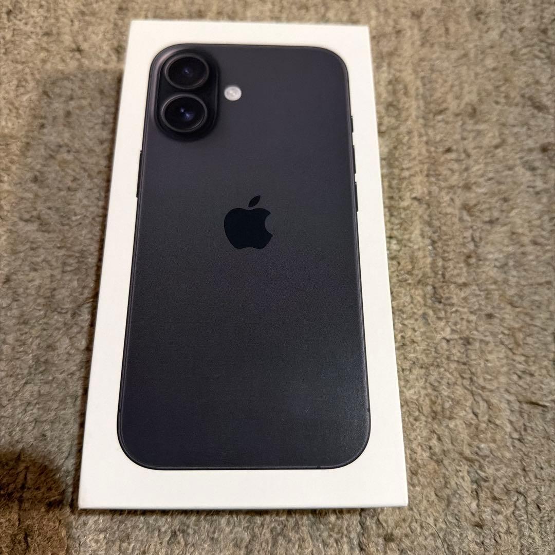 Apple iPhone 16ブラック　新品未使用品！