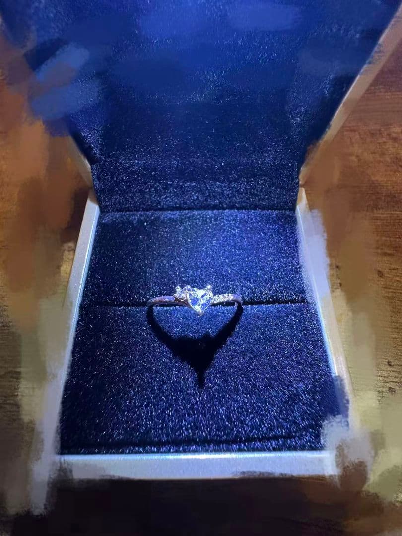 エレガントなハート型リング