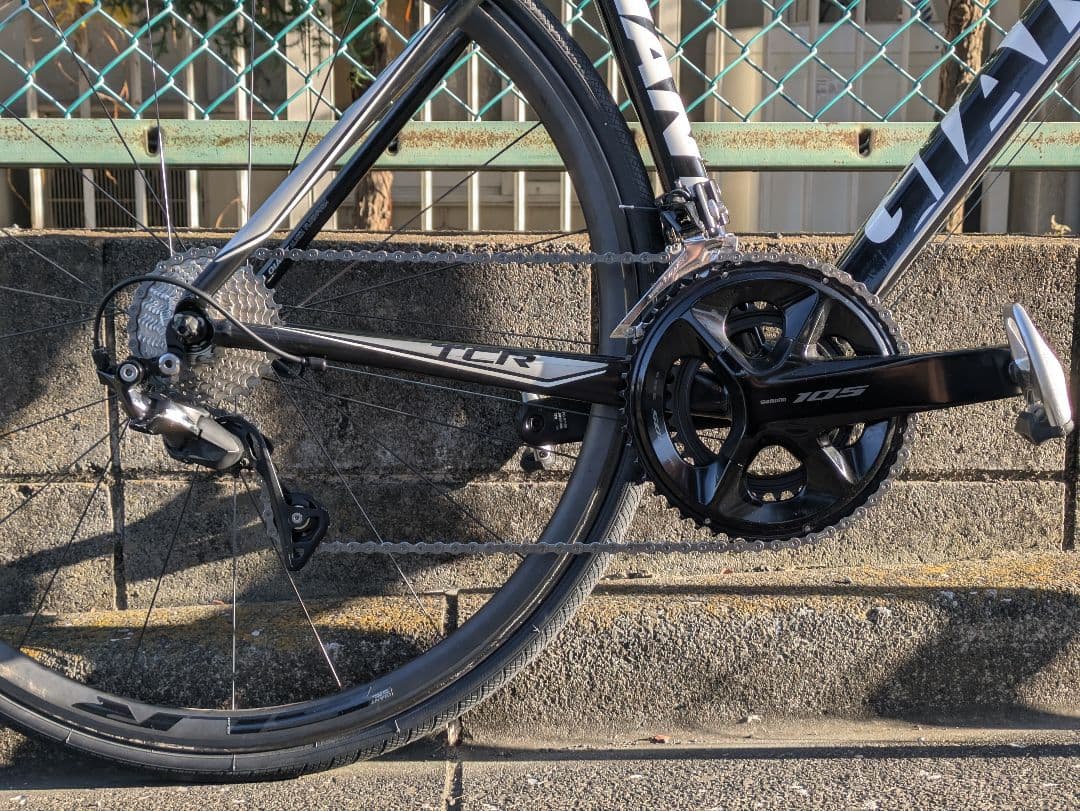 カーボンパーツ多数！Giant TCR