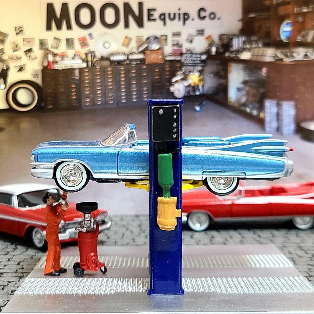 アメリカンジオラマ　2ポストリフト　フルダイキャスト　ガレージ　1/64　新品