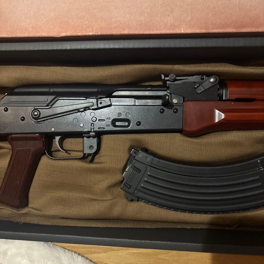 東京マルイ　ガスブロ　AKM