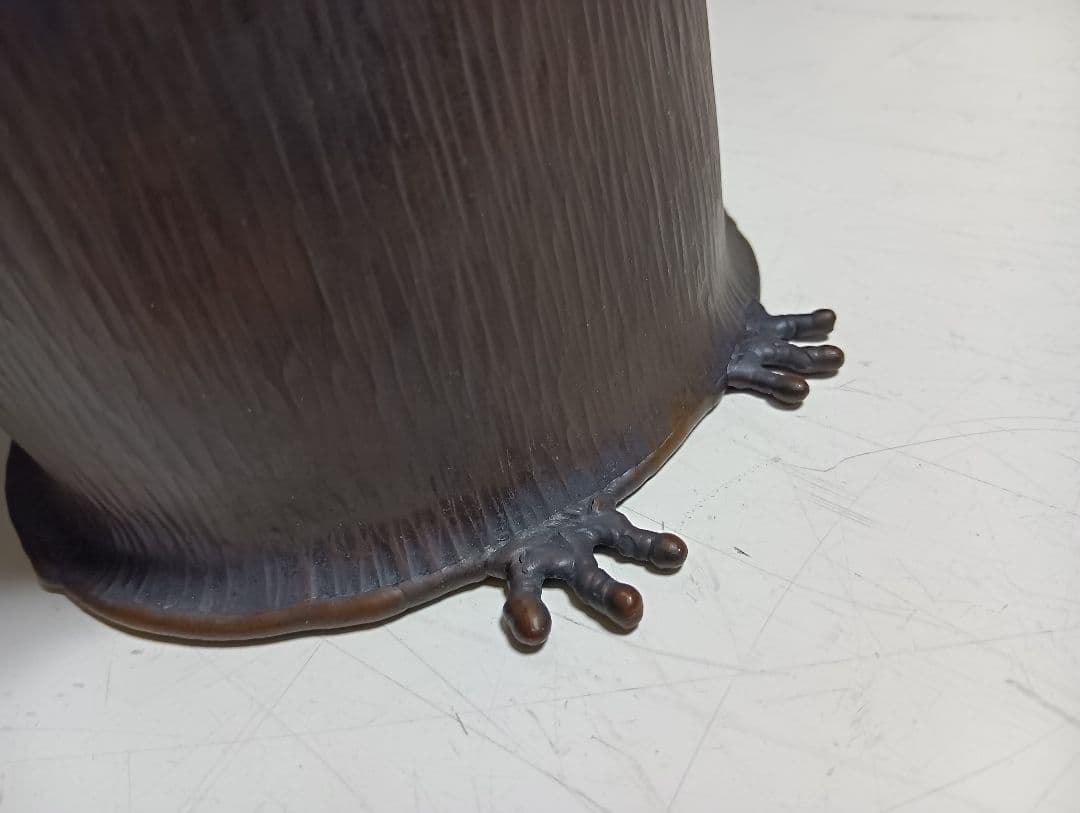 2002年　虎泉刻　純銅　ハンマートーン　金属工芸　オウル　フクロウ　ペン立て