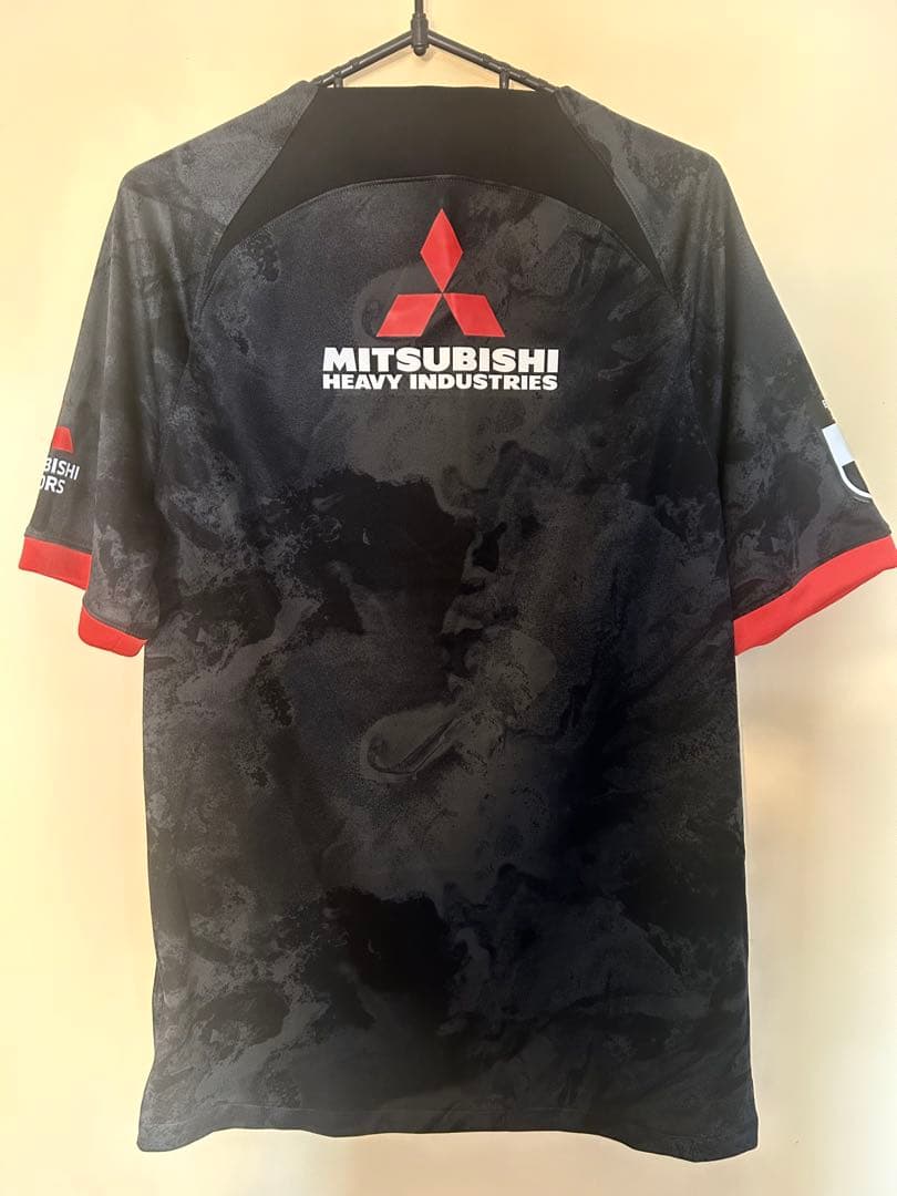 浦和レッズ　ユニフォーム　黒ユニ サイズM