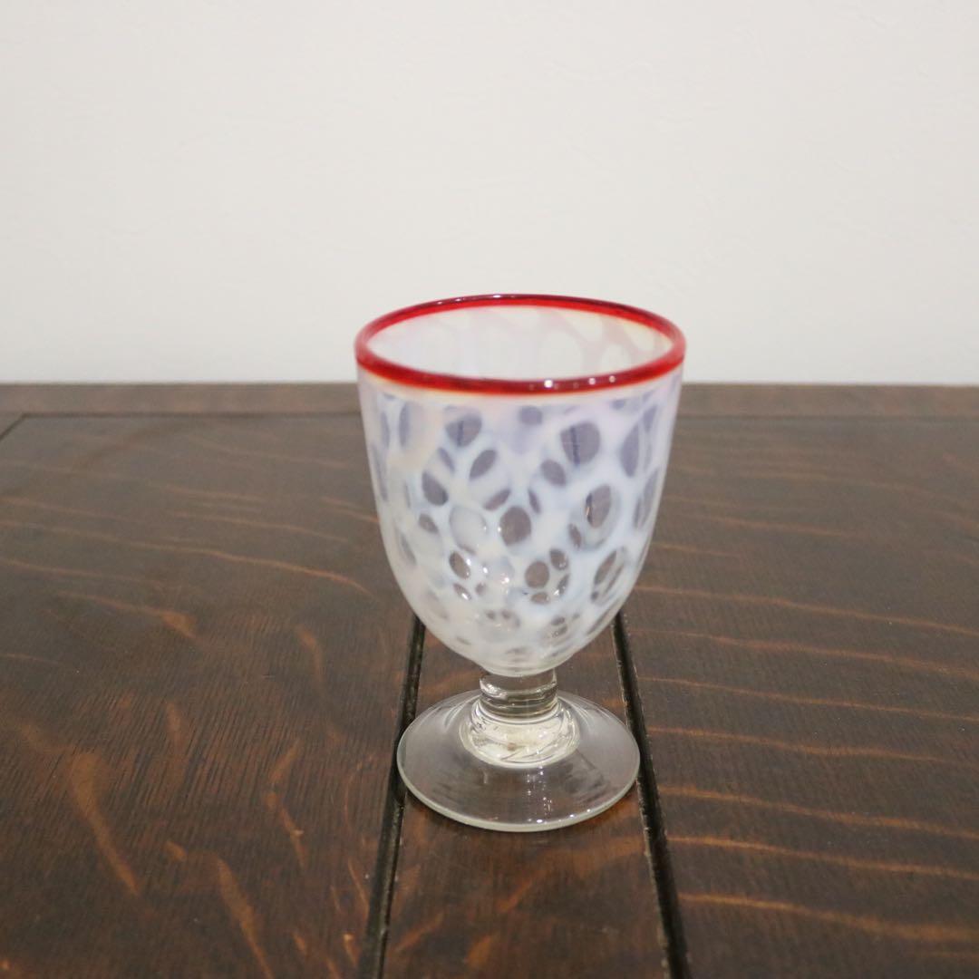 明治大正頃　赤縁 乳白　水玉文様 ナツメ形　骨董古美術氷コップ和ガラス