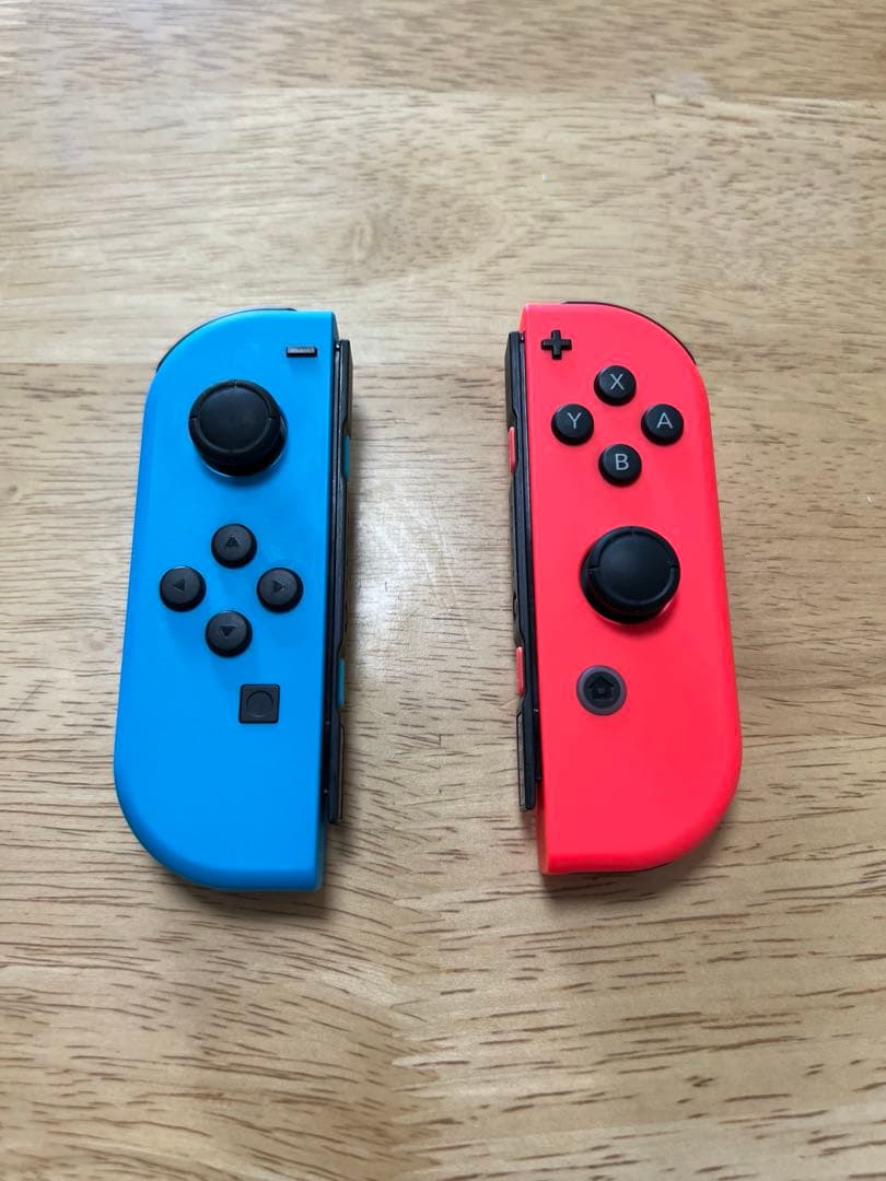 NintendoSwitch 本体 ハンドル付き