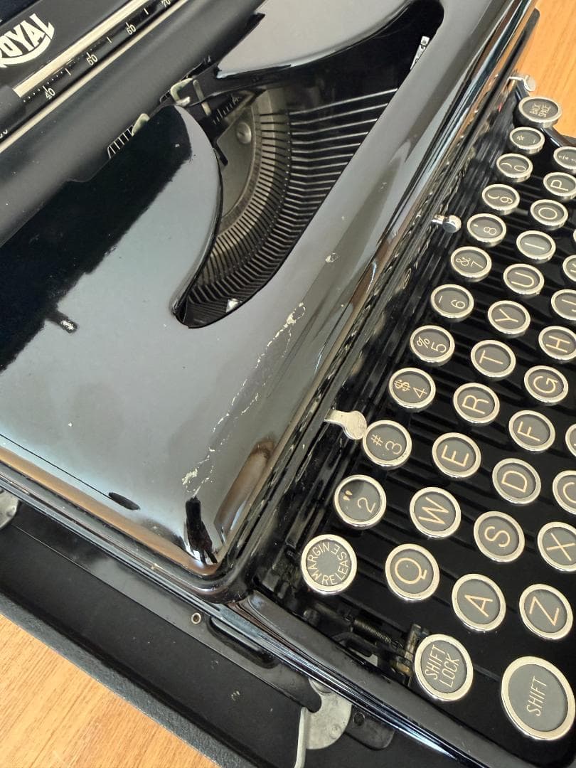  PORTABLE タイプライター
