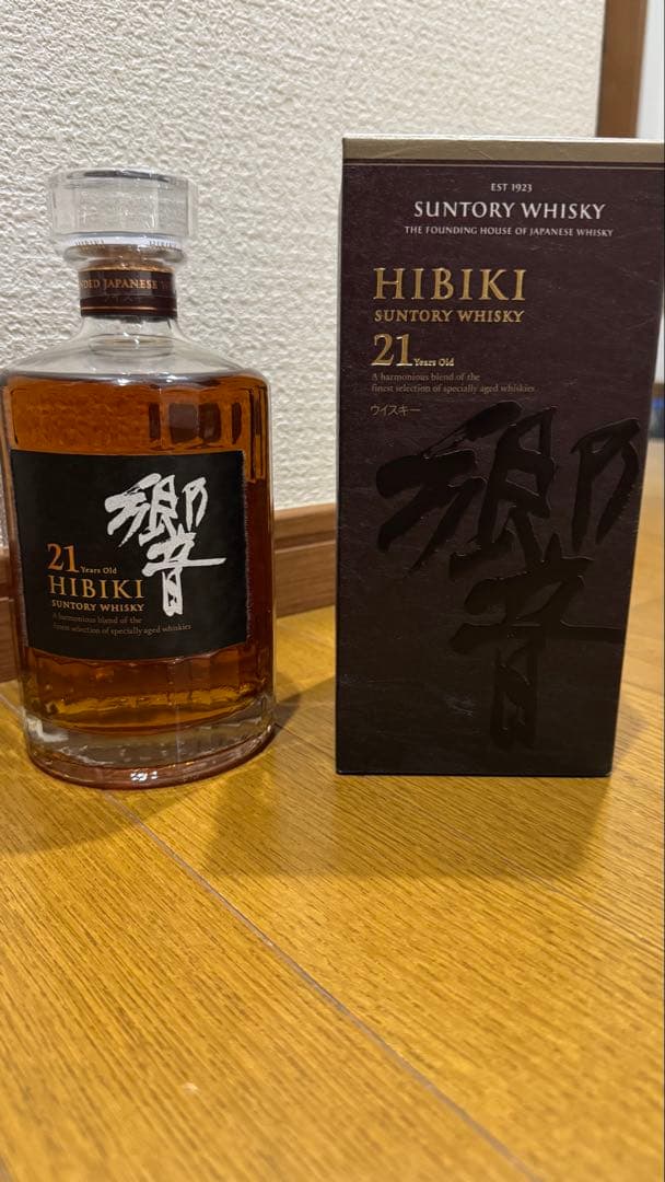 ［値下げ］Hibiki 21年 ウイスキー 箱入り 響21年1本。