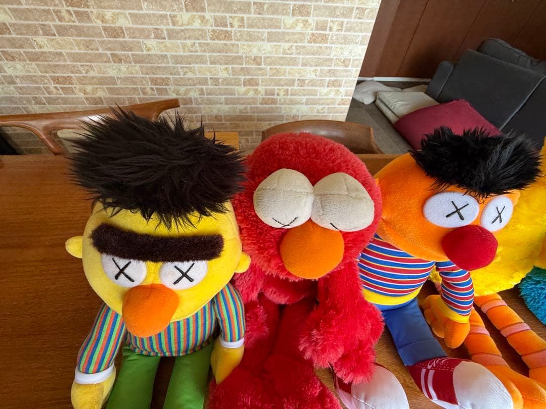 ユニクロ★カウズ×セサミストリートトイ★新品 5体セット