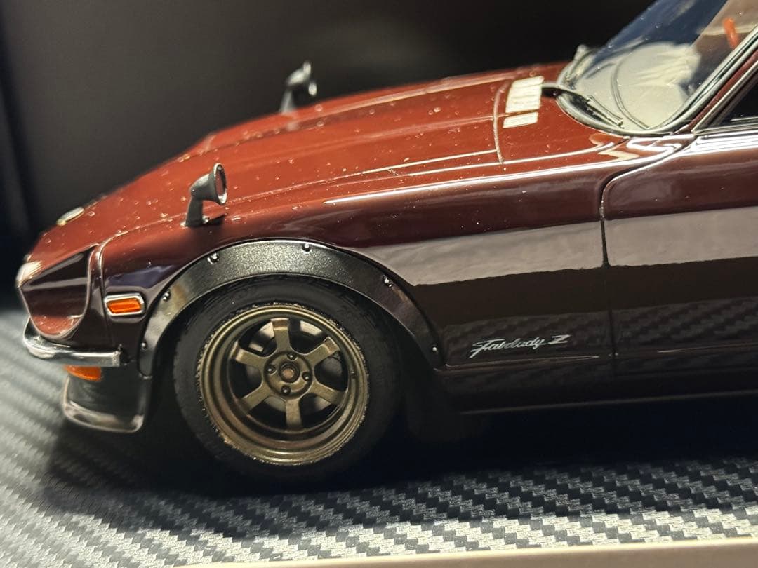 こ*あ様 Nissan Fairlady Z [S30] 1/18 マルーン