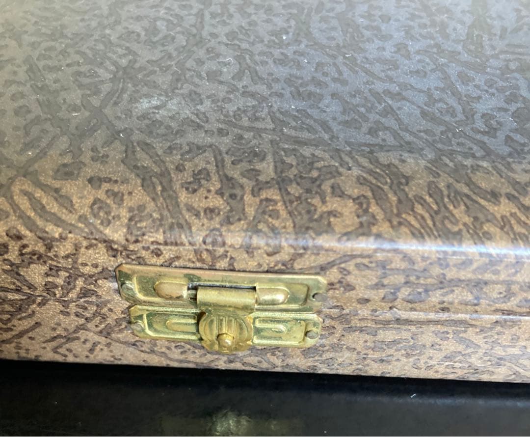 世界の鉱石コレクション30種類セット　レア品！アメジスト、ローズクオーツ等