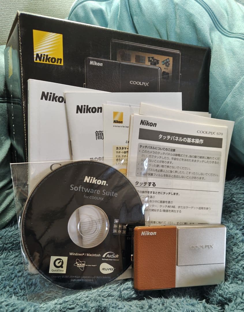 デジタルカメラ Nikon Coolpix S70
