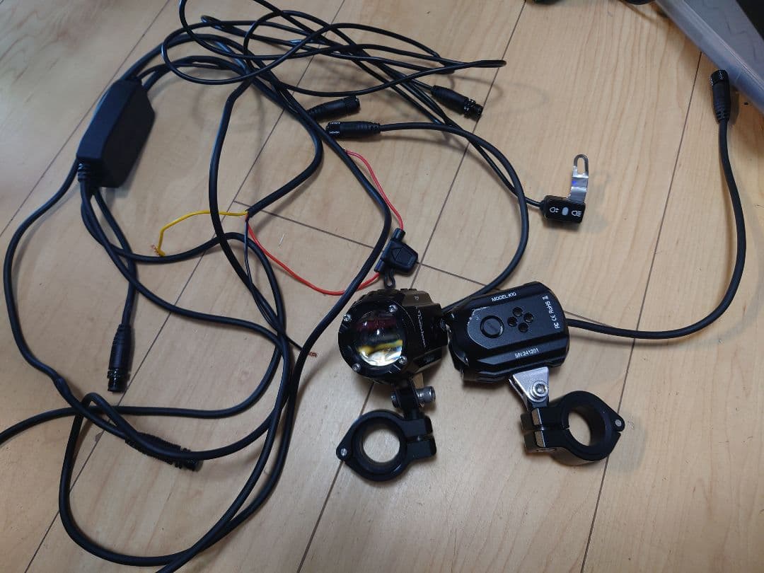 カエディア　バイク　フォグランプ