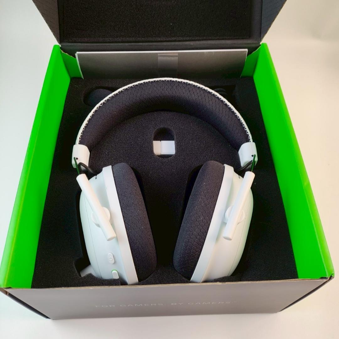 Razer BLACKSHARK V2 PRO ホワイトエディション