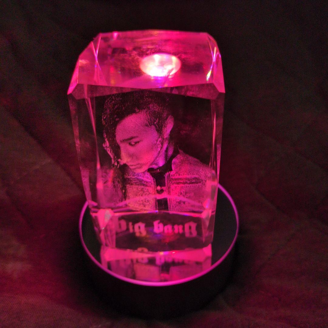 激レア　BIGBANGLEDクリスタル置物　G-DRAGON　T.O.P セット