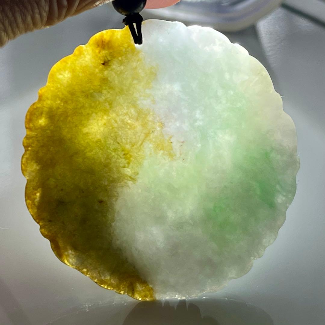 鑑別付 本翡翠 硬玉 A 龍神 招財 彫刻 ペンダント 15.5g 翡翠 一点物