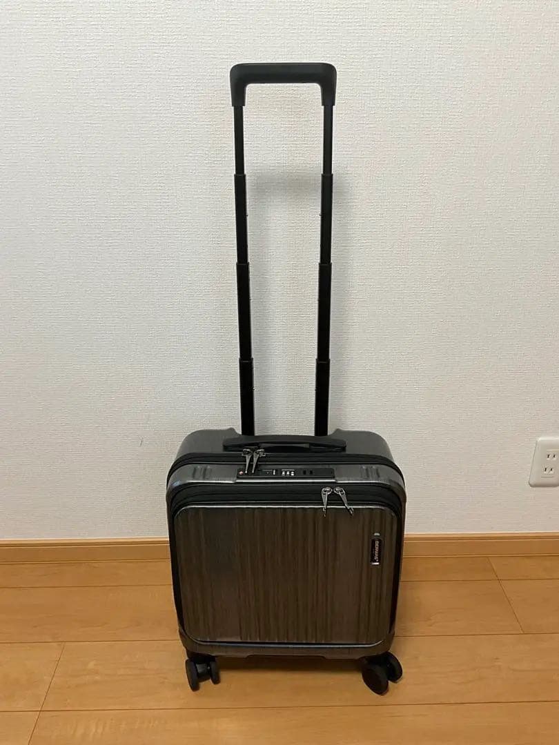 【BERMAS】 INTER CITY フロントオープン スクエア4輪33L