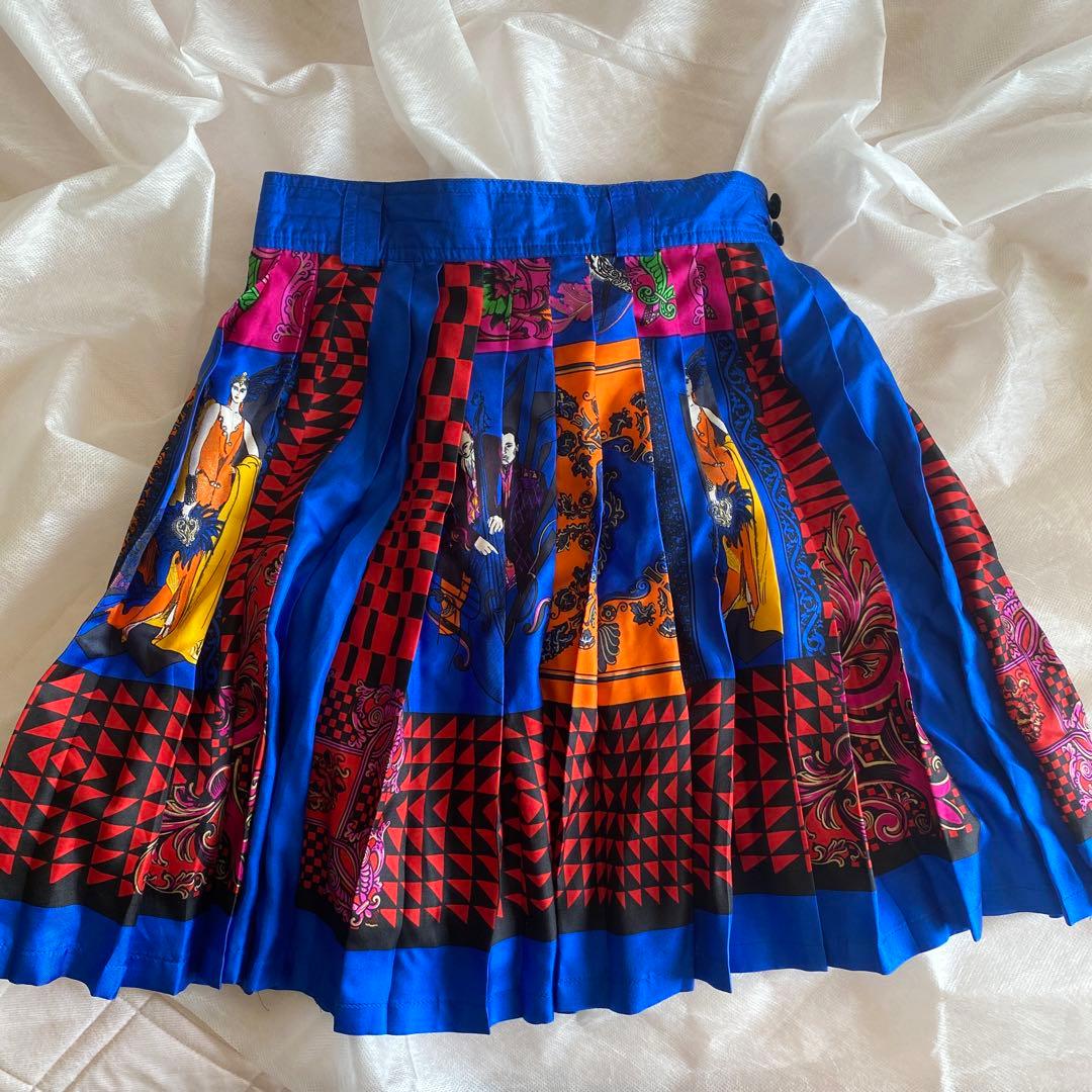 【ヴィンテージ】Versace ジャンニヴェルサーチスカート　シルク