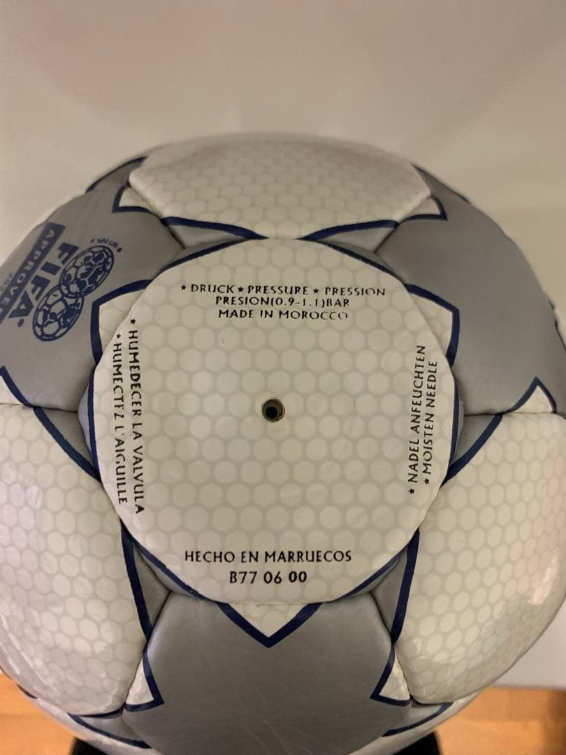 2000-2001 チャンピオンズリーグ決勝使用レプリカ　フィナーレ1 未使用