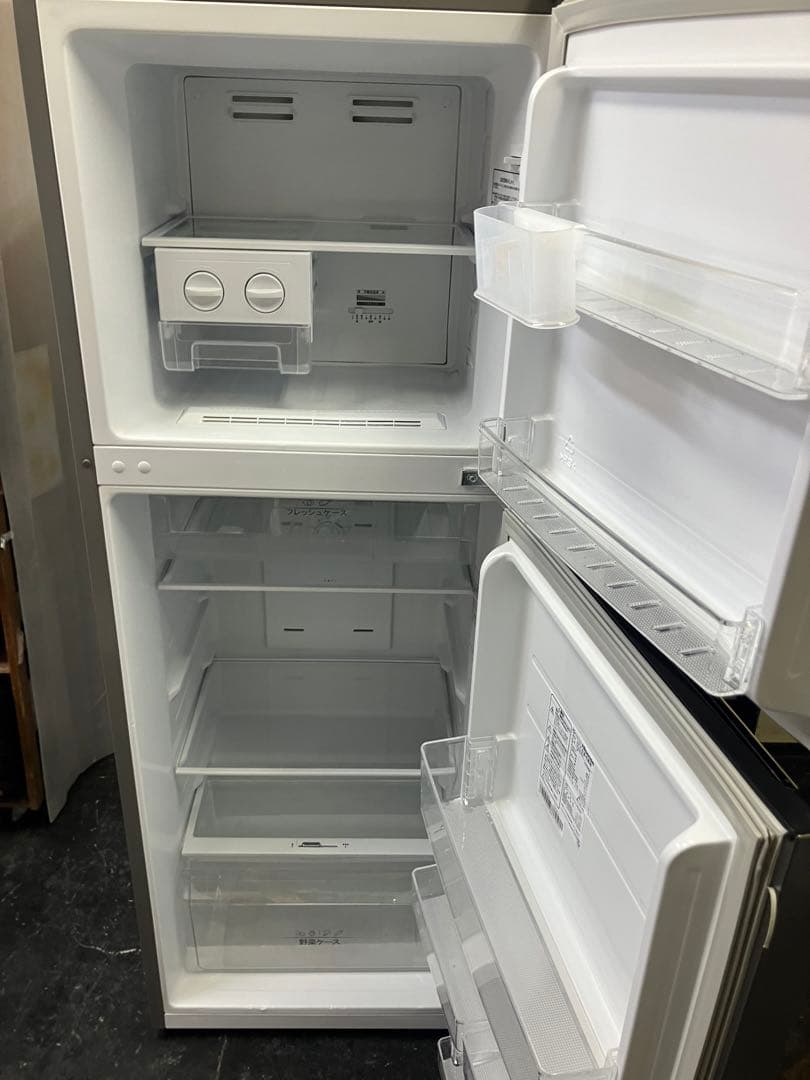 中古　大阪引取限定　Hisense 2ドア冷蔵庫 HR-B2302