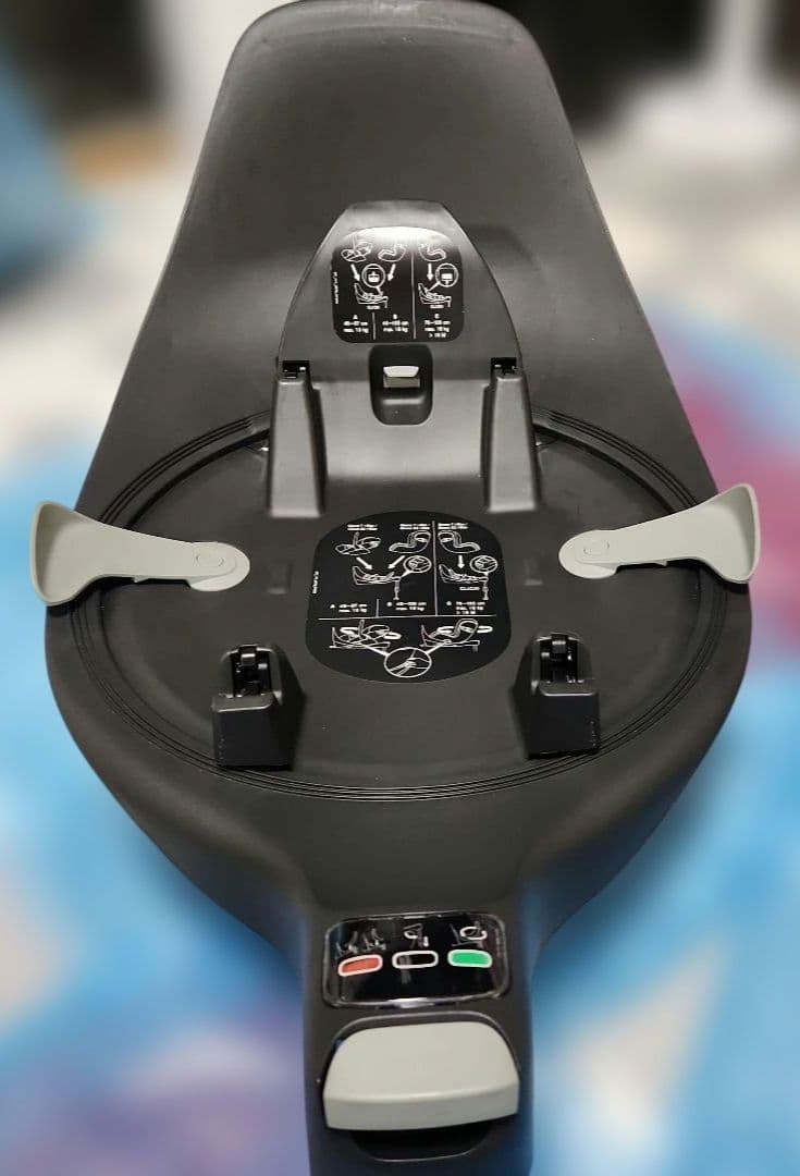 CYBEX ホワイト ベビーシート クラウドTi ベース レインカバー