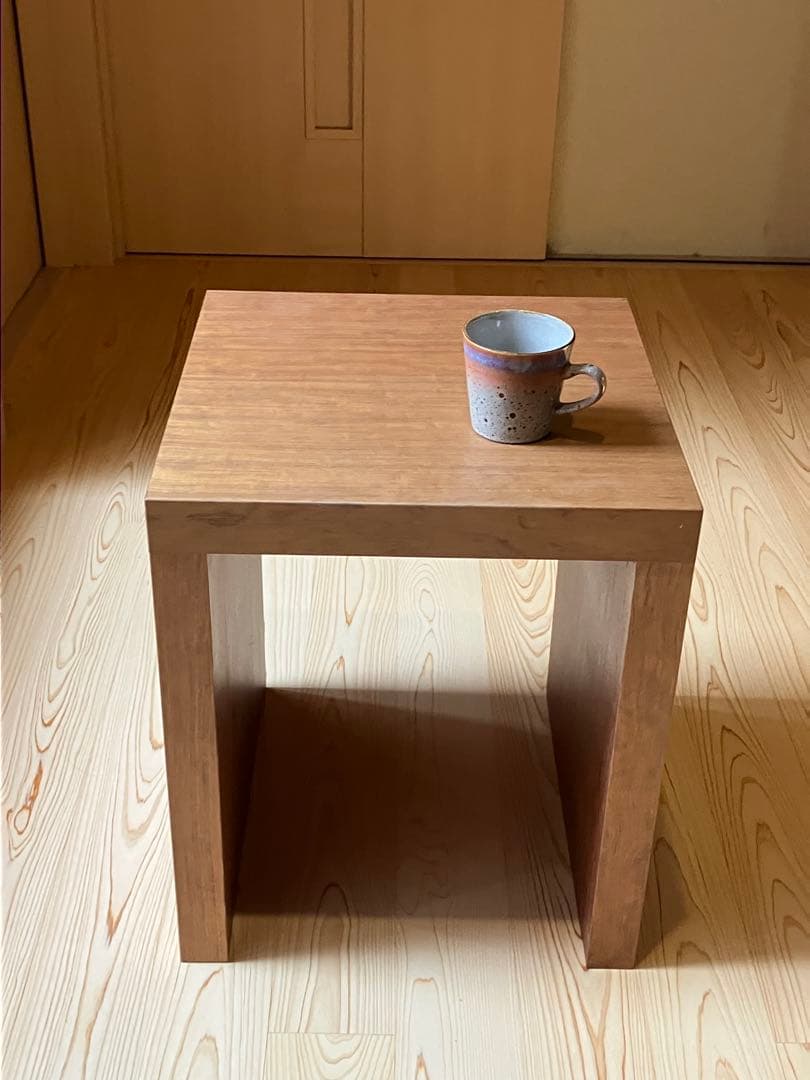 無垢材　サイドテーブル　スツール　アノニマスデザイン