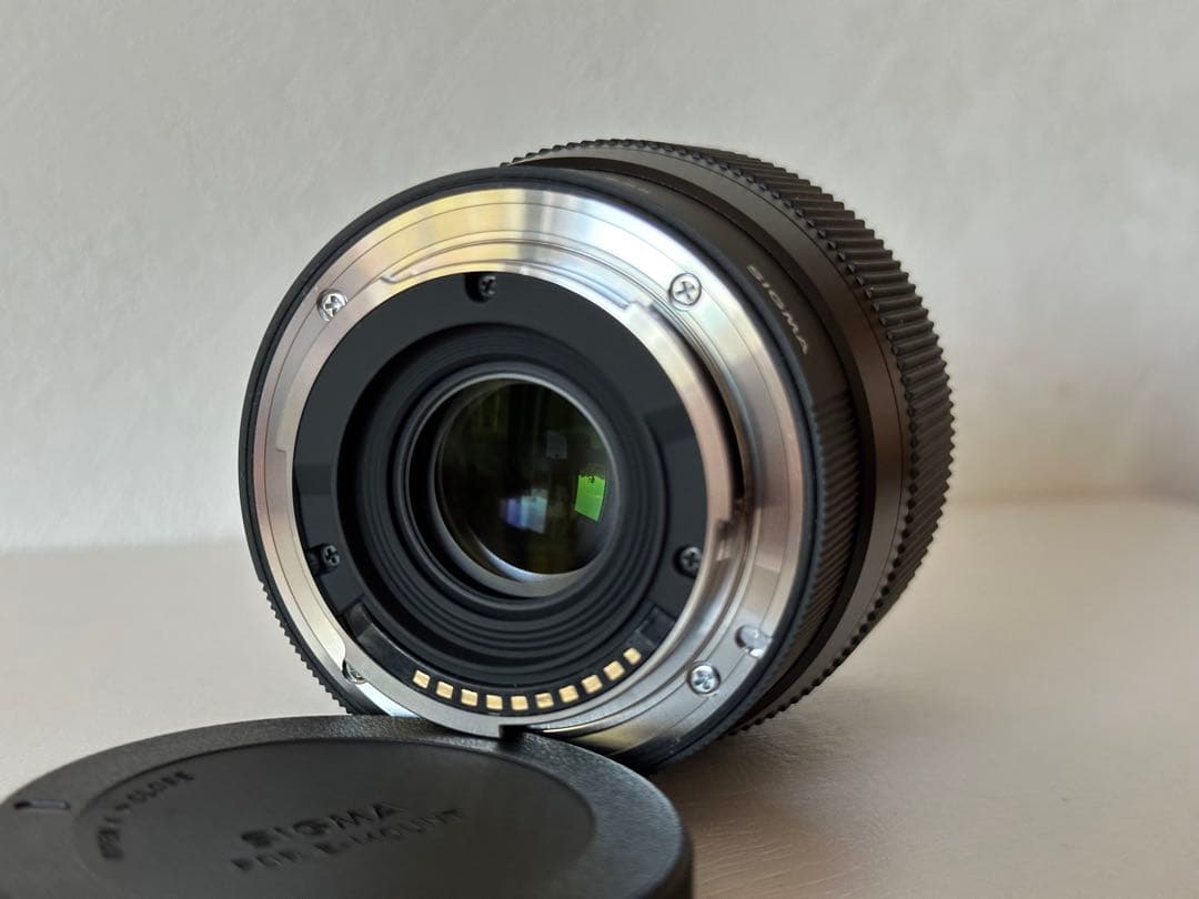 SIGMA 単焦点レンズ　56mm f1.4 ソニーEマウント用　aps-c