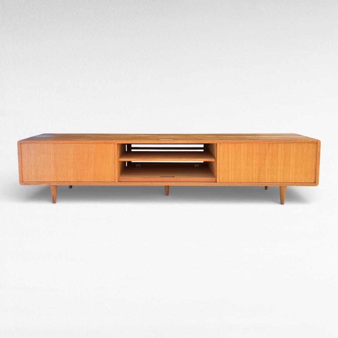 アクタス レリーフ テレビボード 180 タモ無垢