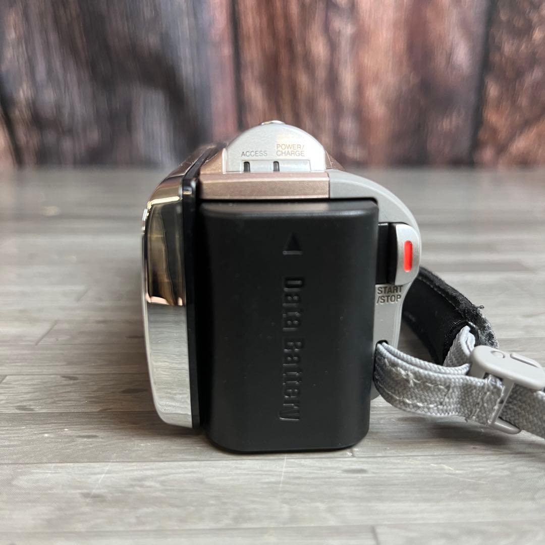 JVC Everio ビデオカメラ GZ-E600-N 本体 ピンク 説明書付