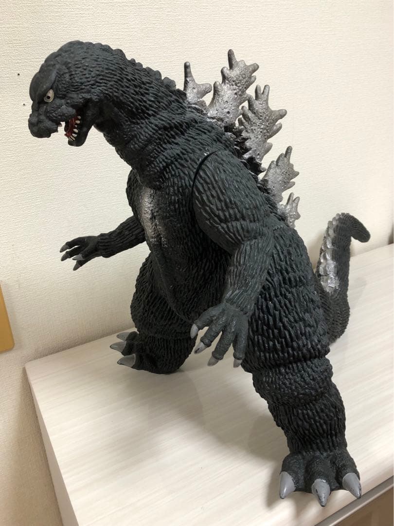 お正月値下げ！ゴジラ特大フィギュア
