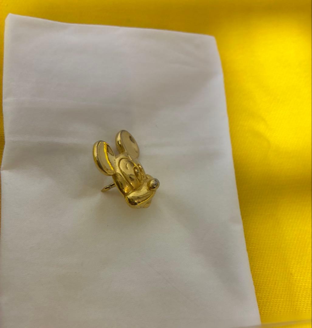 バロー社刻印 ミッキーマウス 金色 ピンバッジ