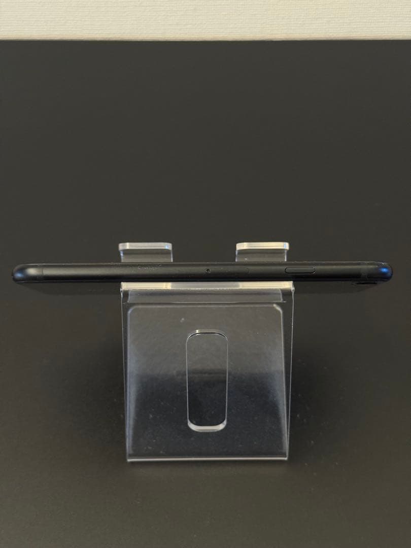 極美品 128GB Apple iPhone SE 3 第三世代 日本版