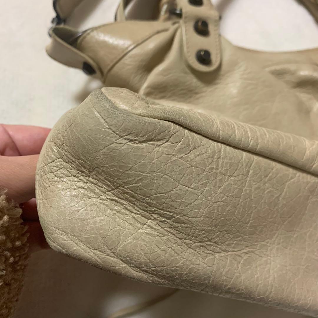 バレンシアガ　バッグ