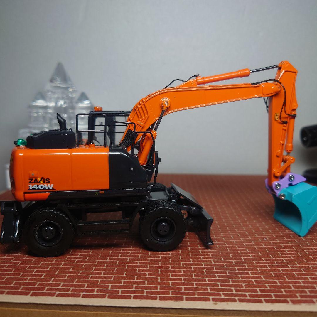 HITACHI ZX140W モノブーム&平バケット 雪像 解体仕様(1/50)