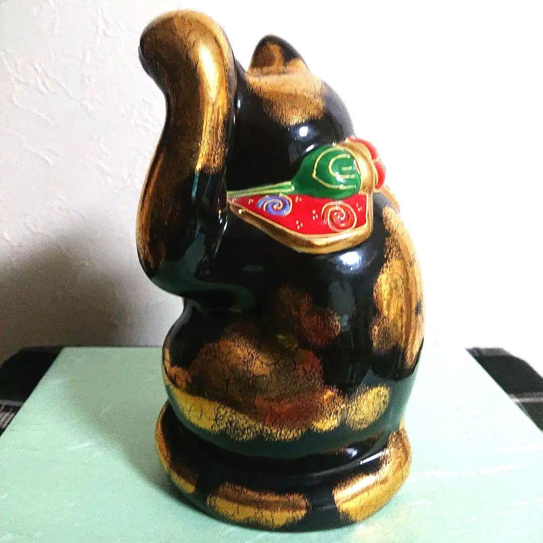 九谷焼 クタニヤキ サライ 希少黒色金色 招き猫 置物