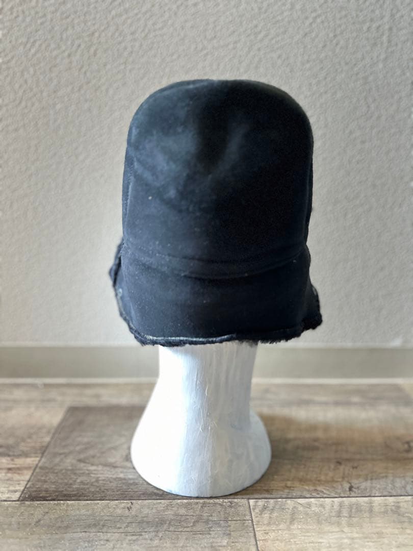 MISTRAL フランス製 リアル ムートン トーク　防寒　羊革　黒　未使用品